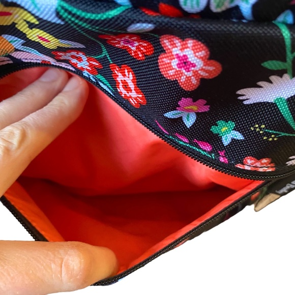 HP π₯³ π VERA BRADLEY | TANGERINE TWIST LIGHTEN UP ESSENTIAL LARGE BACKPACK - Picture 9 of 16